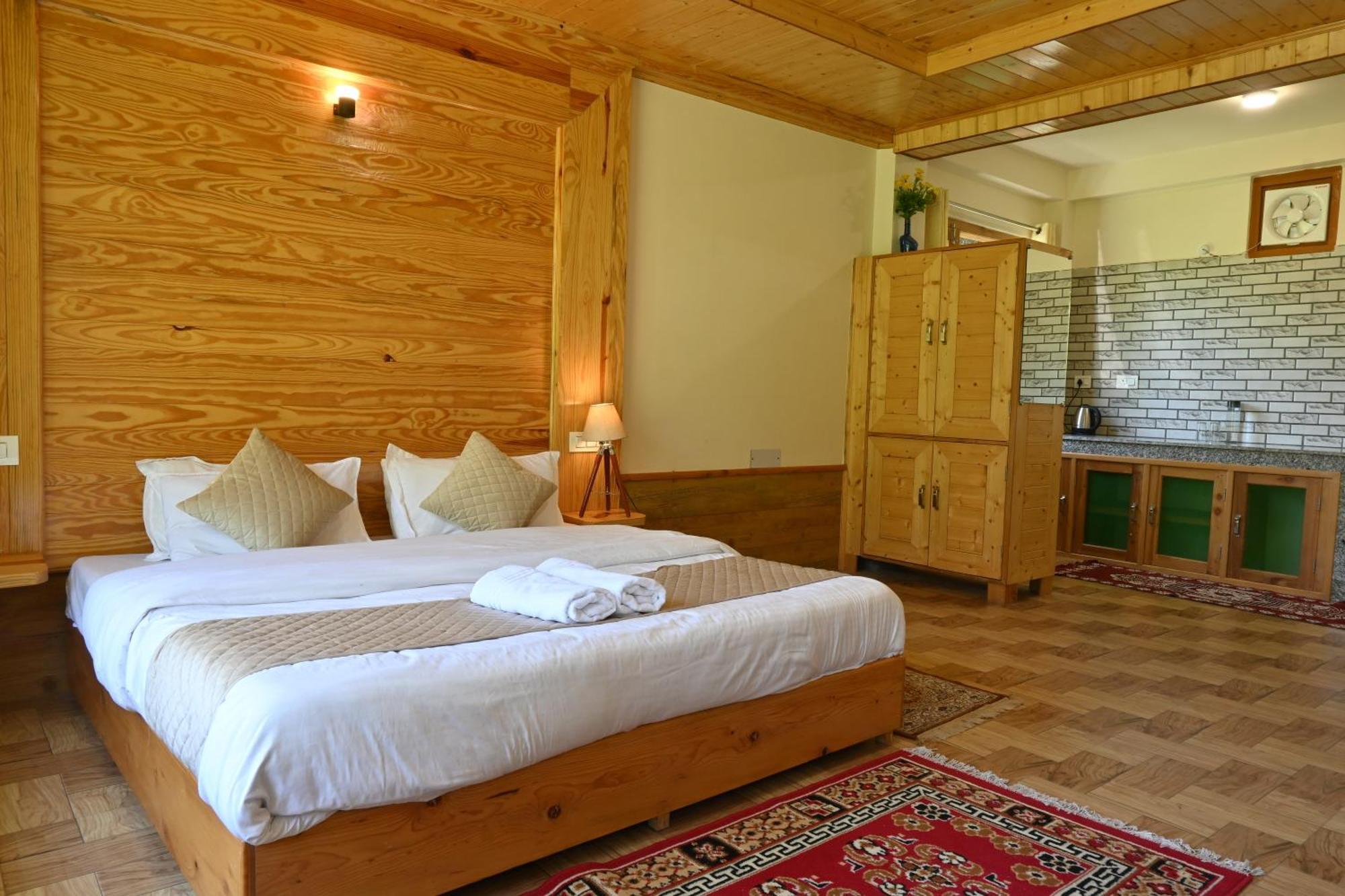 Bed and Breakfast Cascade Mountain Retreat Manali Zewnętrze zdjęcie
