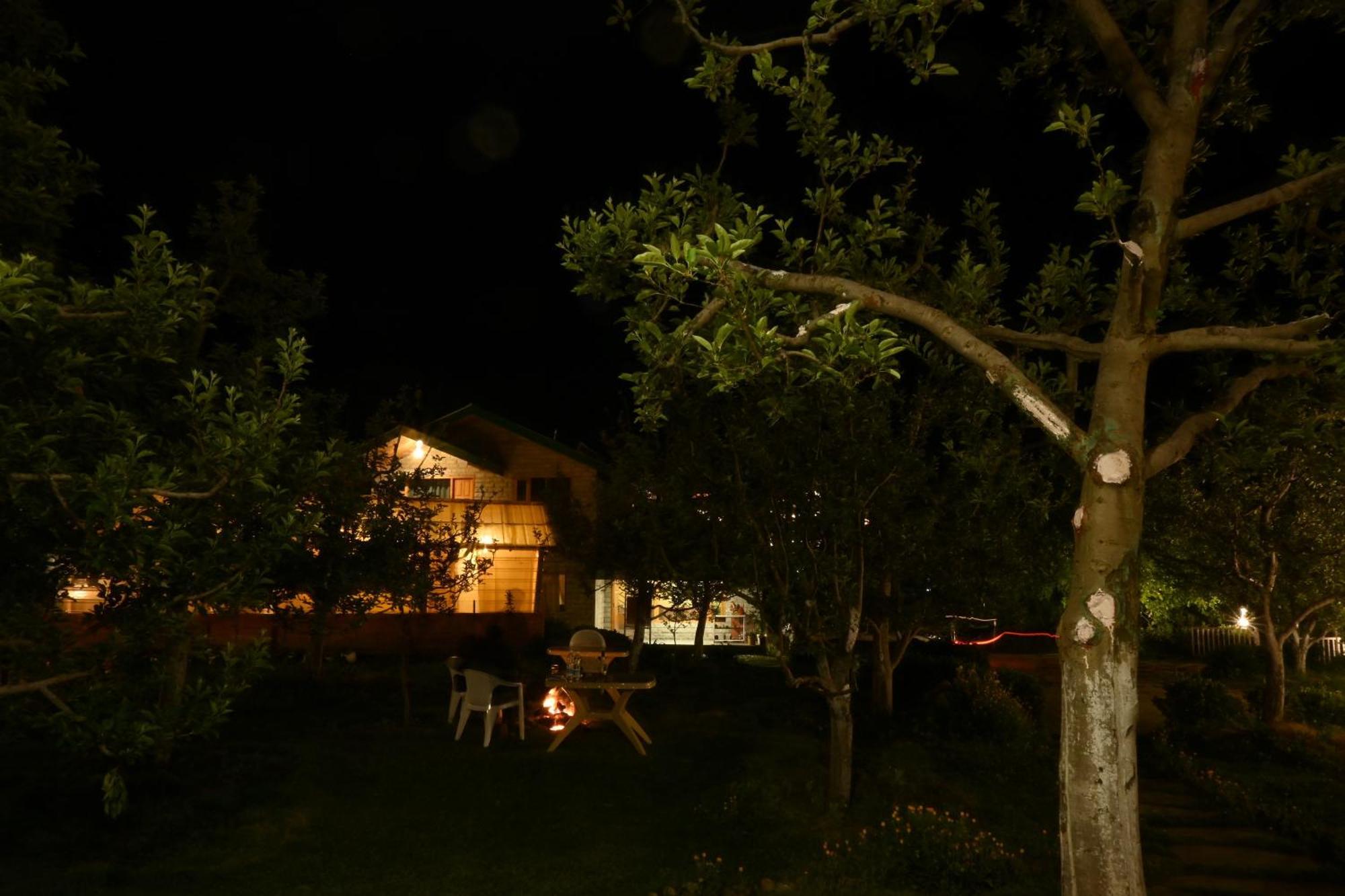 Bed and Breakfast Cascade Mountain Retreat Manali Zewnętrze zdjęcie