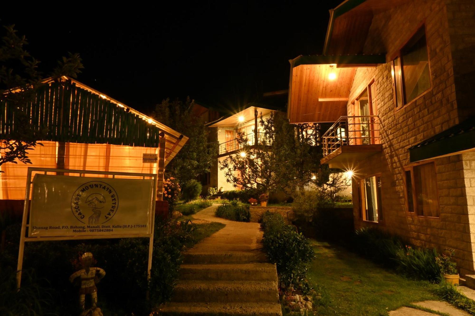 Bed and Breakfast Cascade Mountain Retreat Manali Zewnętrze zdjęcie