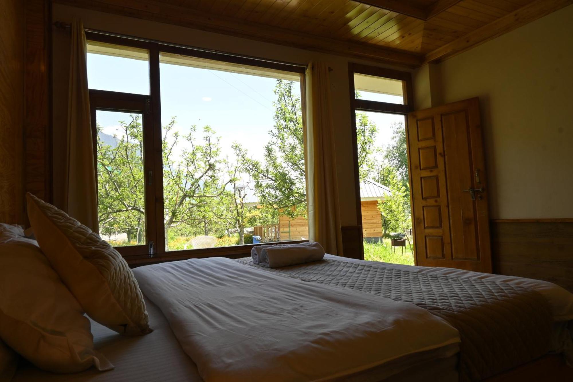 Bed and Breakfast Cascade Mountain Retreat Manali Zewnętrze zdjęcie
