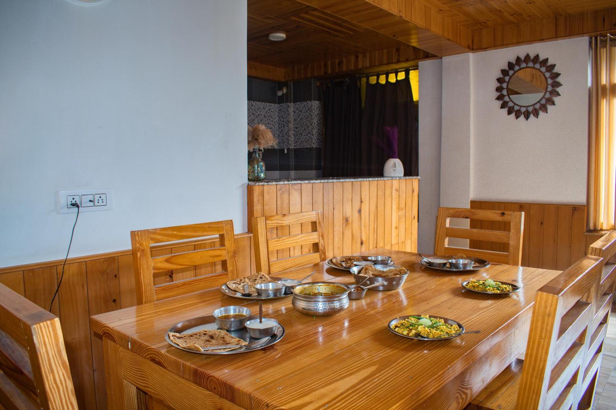 Bed and Breakfast Cascade Mountain Retreat Manali Zewnętrze zdjęcie