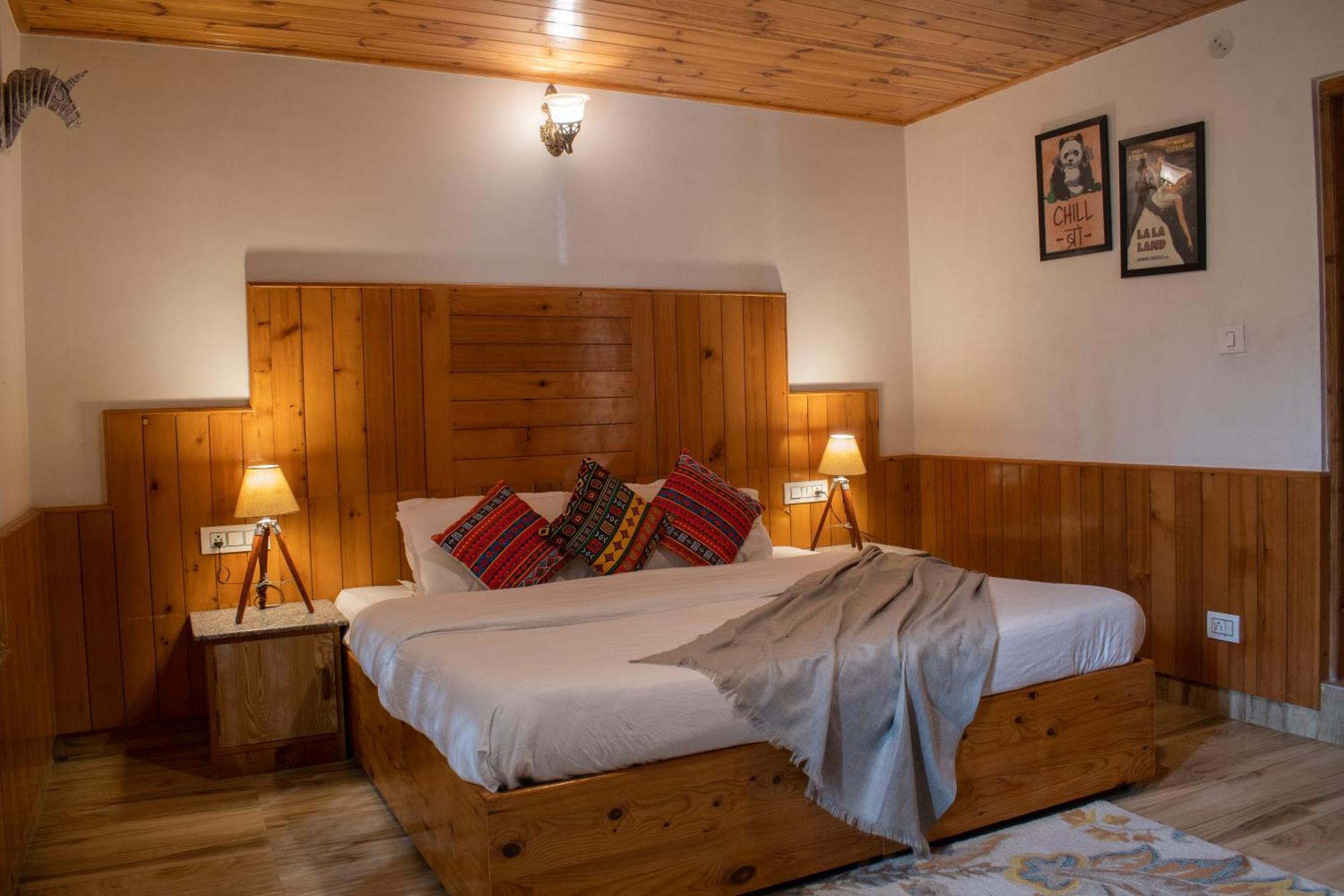 Bed and Breakfast Cascade Mountain Retreat Manali Zewnętrze zdjęcie
